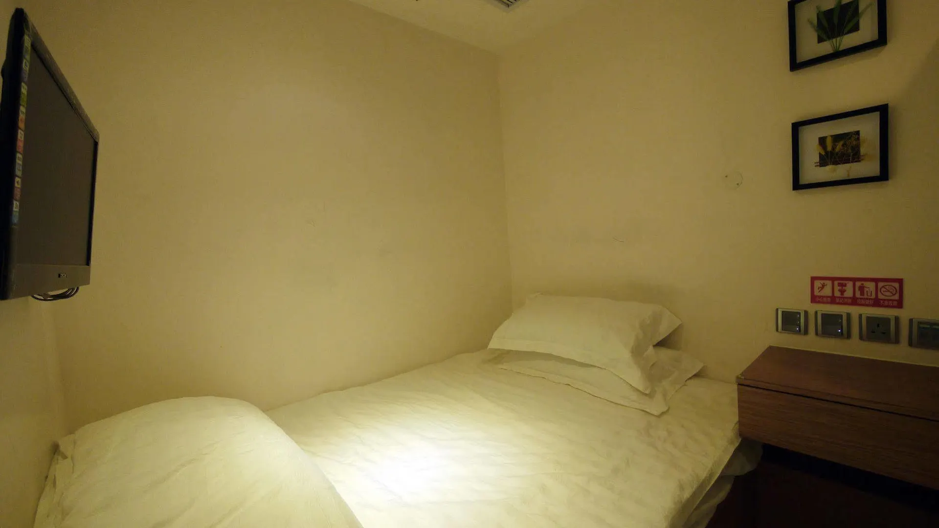Pandas Hostel Comics 香港 酒店
