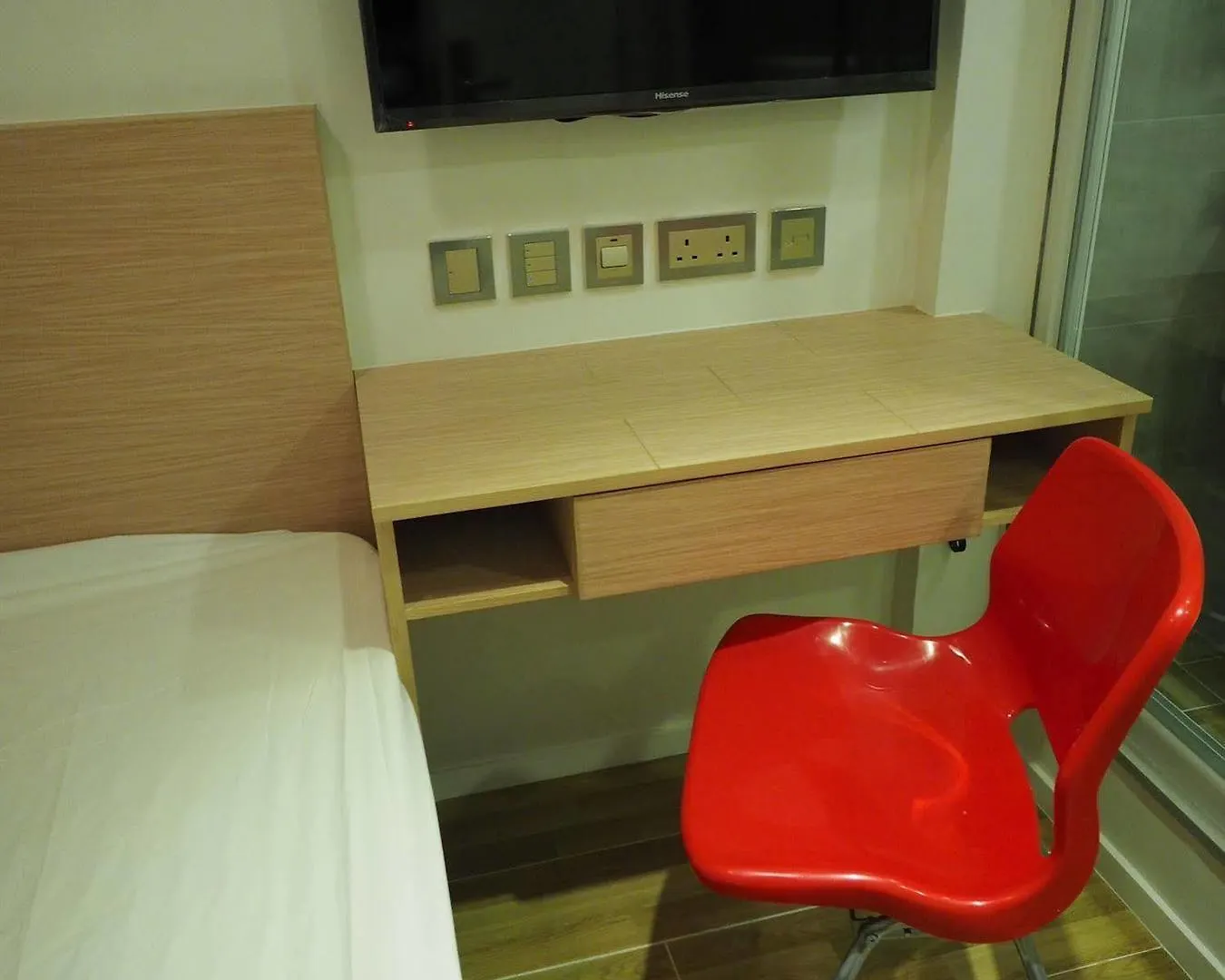 Pandas Hostel Comics 香港 2*,  中国