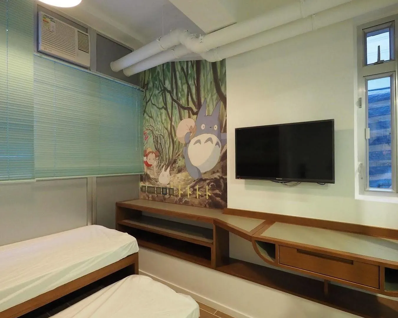 Pandas Hostel Comics 香港